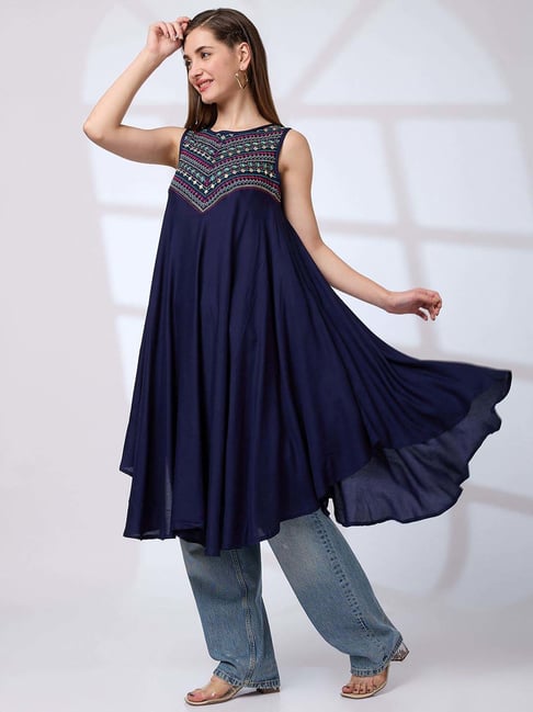 Globus Women Blue Embroidered Yoke Asymmetric Hem A-Line Fusion Kurta-picture-25