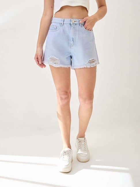 Globus Women Light Blue Slim Fit Mid-Rise Distressed & Frayed Hem Denim Shorts-picture-29