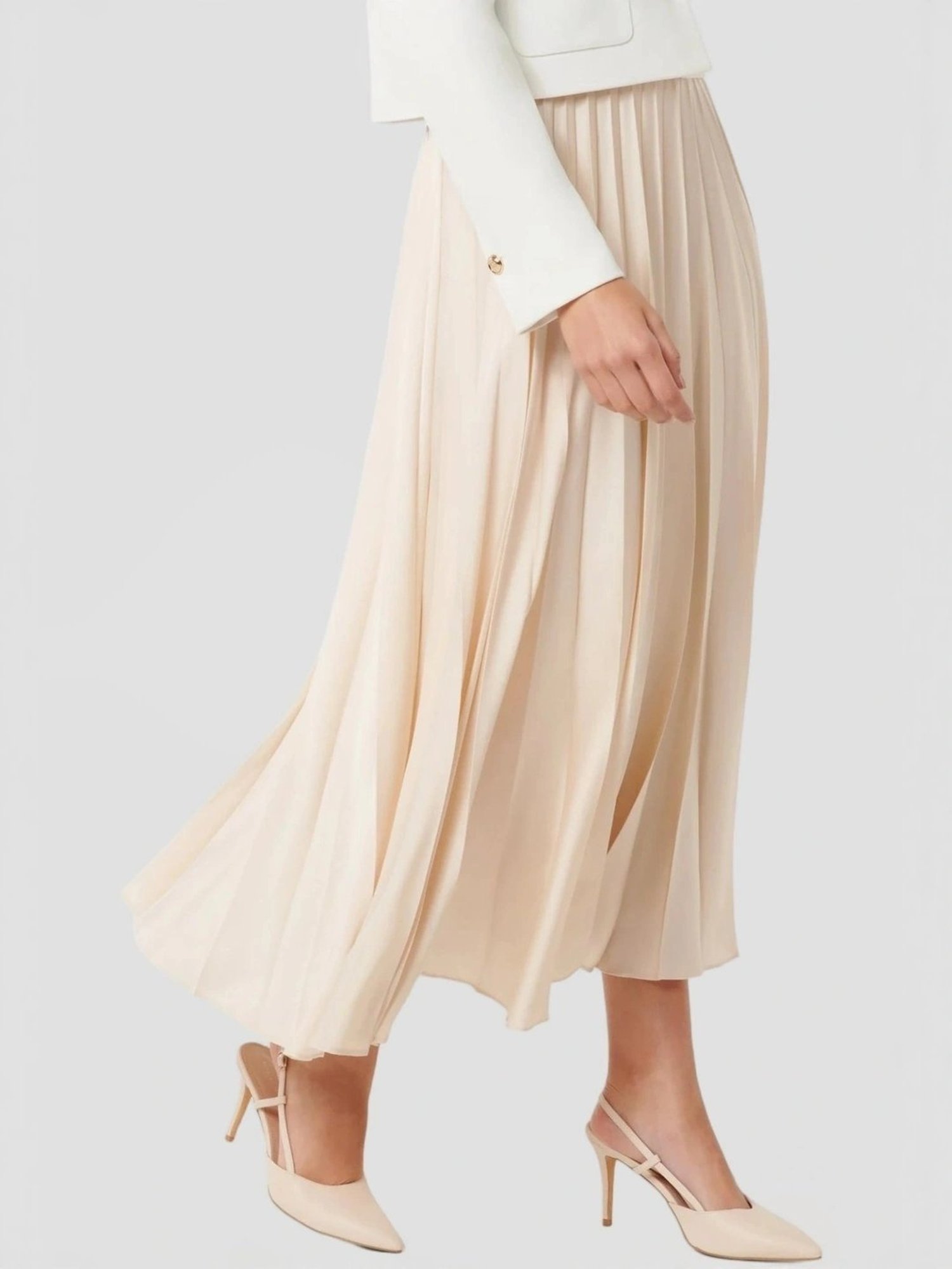 THE TOE Delphi Pleats Skirt Forever New Delphine Pleated