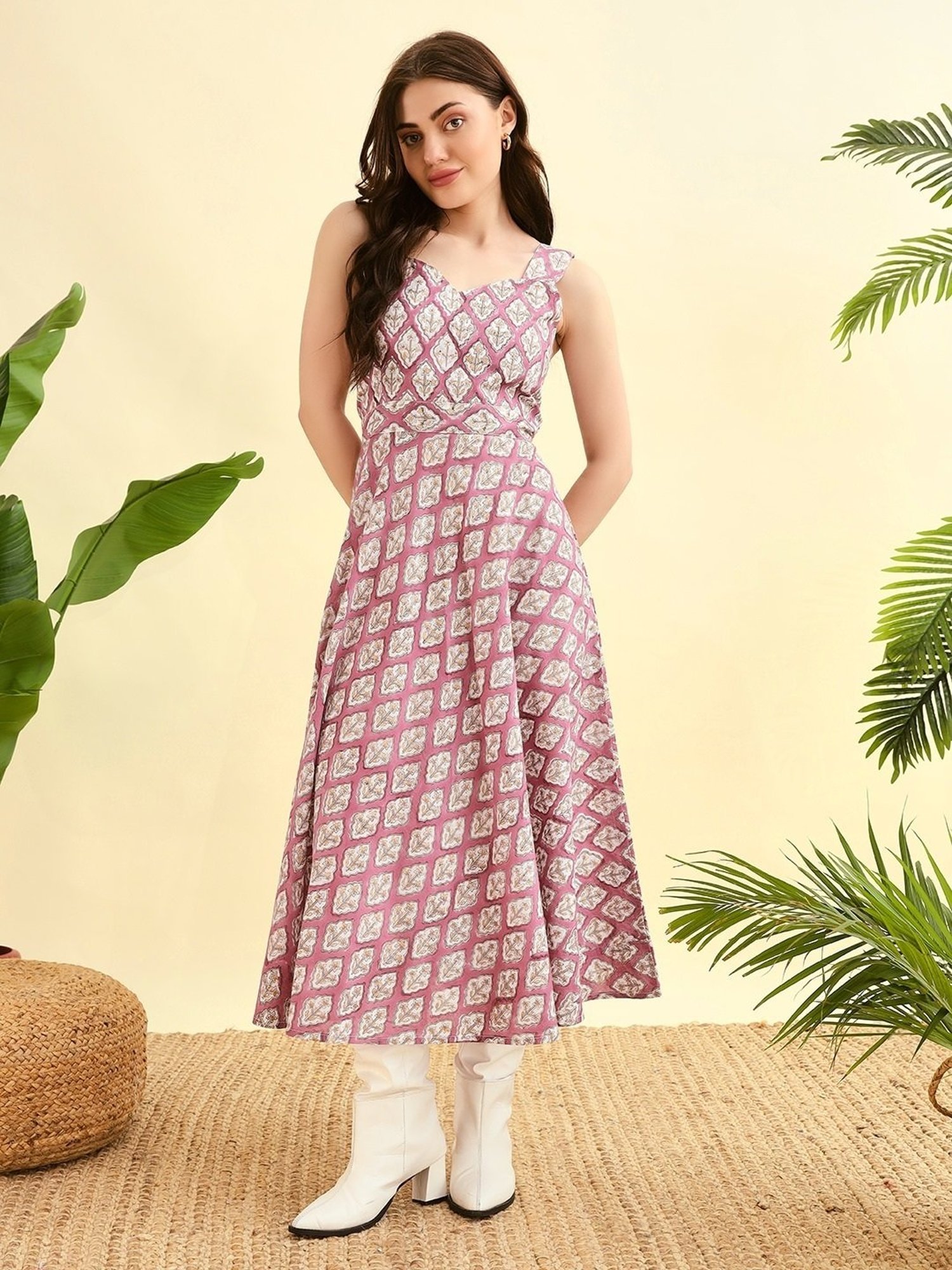 Meeranshi Lavender Cotton Printed Sleeveless Dress