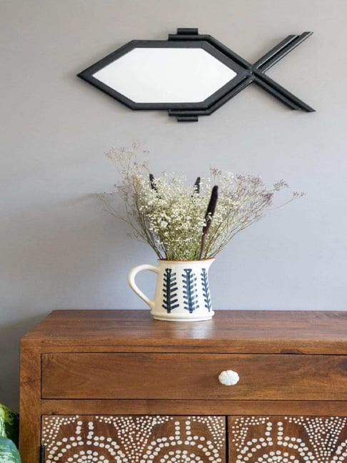 Calbasu Black Metal And Glass Decorative Mirror