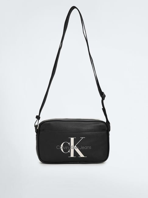 Buy CALVIN KLEIN Black Reporter Soft Medium Cross Body Bag for Men