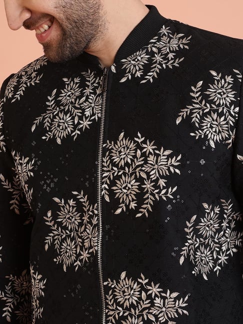 Kisah Black Regular Fit Embroidered Ethnic Jacket