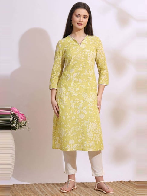 W for Woman Lime Yellow Bold Floral Printed Cotton Cambric Straight Kurta-picture-46
