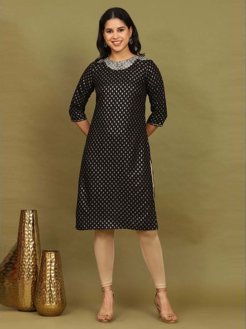 W Black Regular Fit Embroidered Kurta-picture-52
