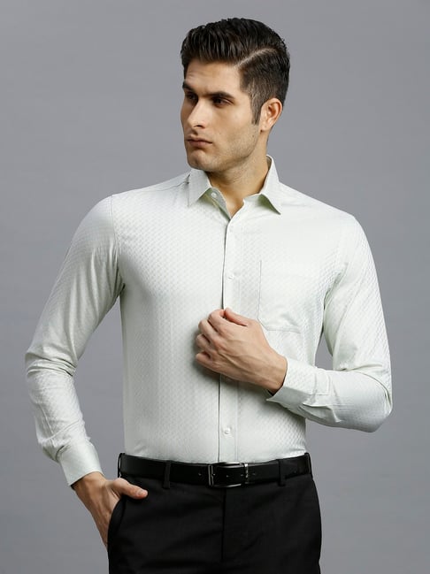 Reid & Taylor Green Cotton Regular fit Solid Shirt-picture-20