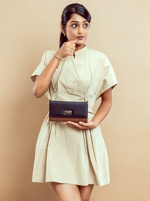 Strokes by Namrata Mehta Black & Charcoal Caramel Small Clutch-picture-17