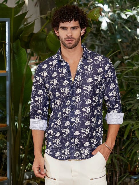 Campus Sutra Blue Regular Fit Floral Print Shirt-picture-31