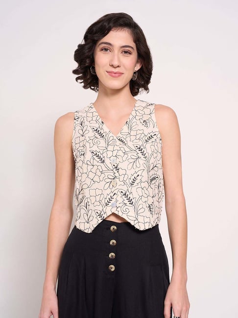 Akkriti by Pantaloons White Printed Waistcoat-picture-28