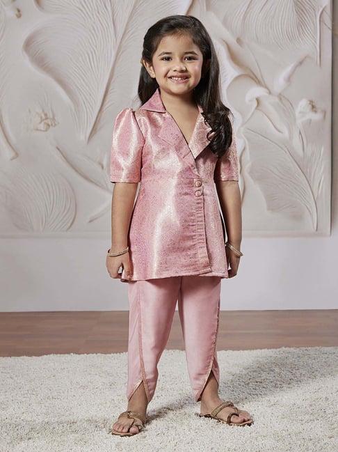 VASTRAMAY Girls Pink Kurta And Dhoti Pant Set-picture-15