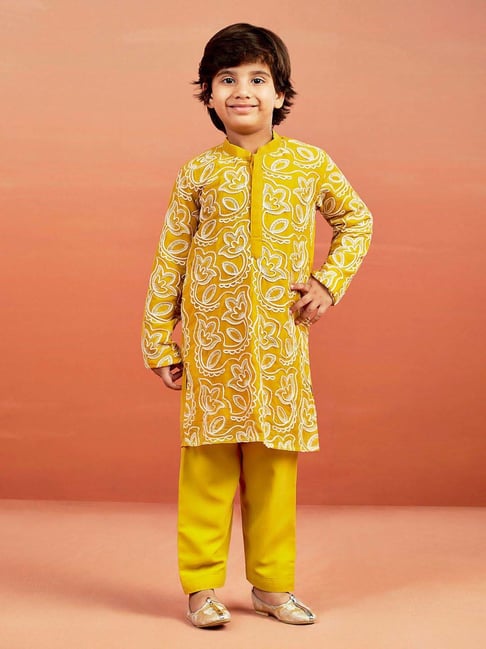 VASTRAMAY Boys Mustard Kurta And Pyjama Set-picture-43