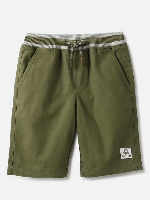 United Colors of Benetton Boys Green Cotton Solid Shorts