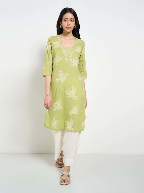 Rangmanch by Pantaloons Green Printed Kurtas-picture-41