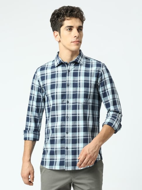 Basics Blue Cotton Slim Fit Checks Shirt-picture-18