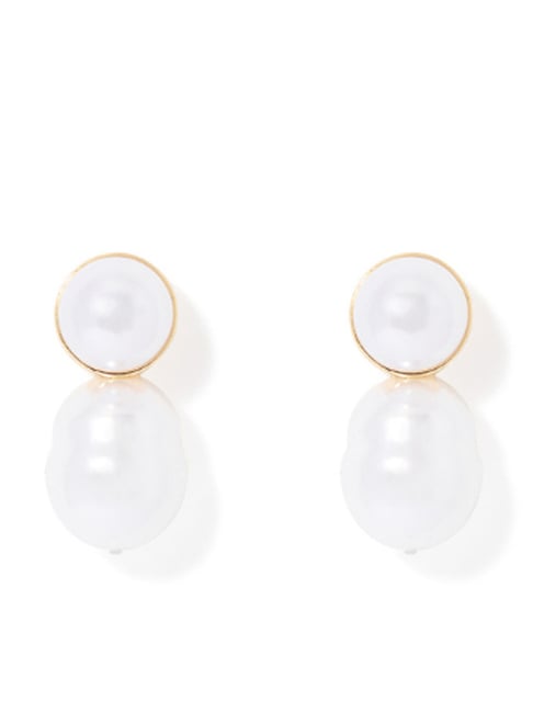 Forever New Pearl & Gold Lana Pretty Pearl Stud Earring-picture-30