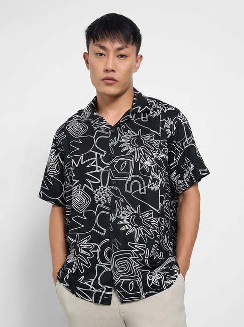People By Pantaloons Black Relaxed Fit Printed Shirt-picture-38