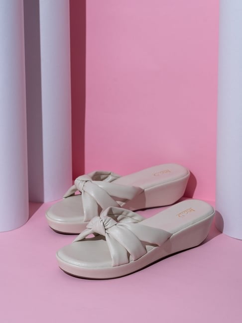 Inc.5 Women's Cream Cross Strap Wedges-picture-23