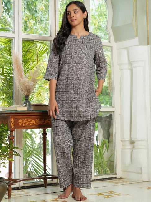 SAY Grey Printed Pyjamas Set-picture-21