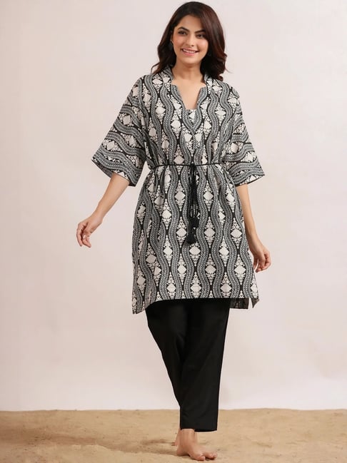 SAY Black Printed Pyjamas Set-picture-46