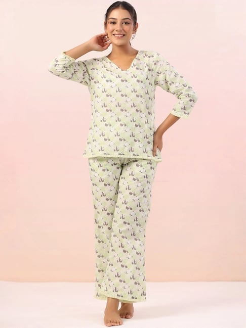 SAY Cream Printed Pyjamas Set-picture-38