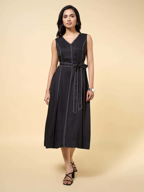 Marigold Lane Black Casual Dress-picture-30