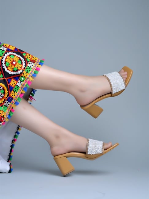 Shoetopia Women's White Casual Sandals-picture-13