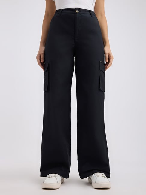Buy Pepe Jeans Black Wide Leg Cargo Pants at Best Price Tata CLiQ