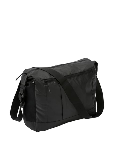 Buy Forclaz By Decathlon Unisex Black Messenger Bag at Best Price