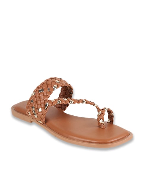 Mochi Women Tan Toe Ring Sandals-picture-12