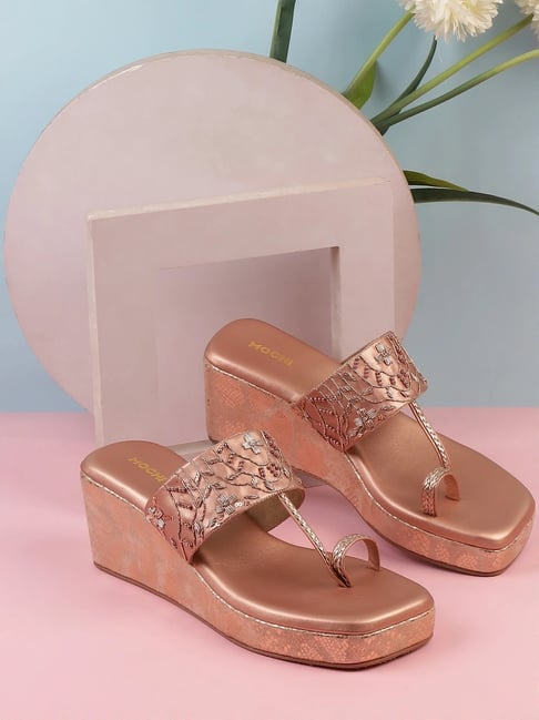 Mochi Women Rose Gold Toe Ring Sandals-picture-15