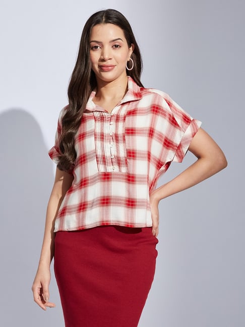 Latin Quarters Red Regular Fit Chequered Top-picture-26