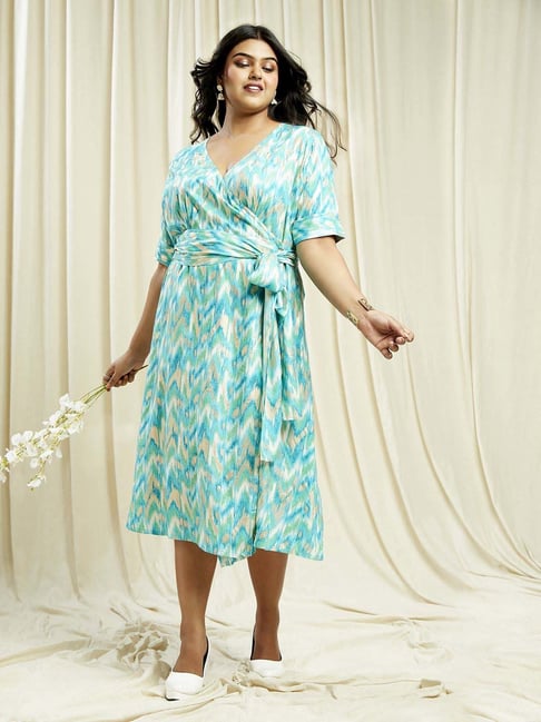 Globus Gloplus Women Blue Wrap V-Neck Chevron Print Plus Size A-Line Midi  Dress With Belt