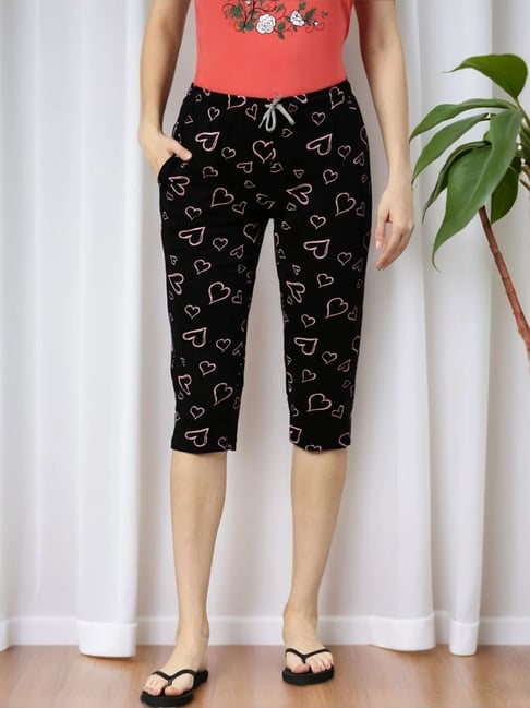 Kryptic Black Cotton Regular Fit Printed Capri