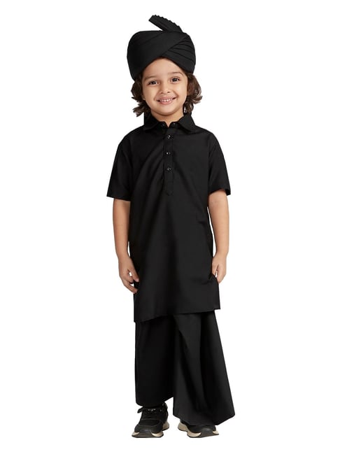 VASTRAMAY Boys Black Solid Kurta Set-picture-27