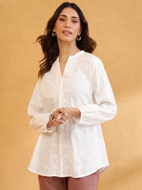 Fabindia Off White Embroidered Long Sleeves Tunic