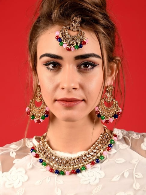 Odette Multicolour Adorable Pearl Necklace, Earring & MaangTikka Set-picture-28