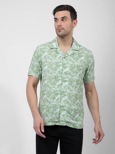 Numero Uno Green Relaxed Fit Printed Shirt-picture-27