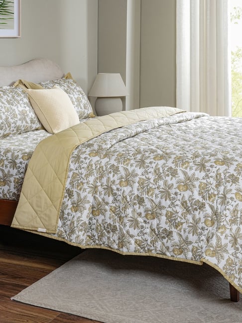Maspar Yellow Cotton Printed 200 TC King Flat Bedsheet Set-image-44