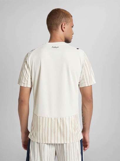 Puma White Regular Fit Printed Jerseys
