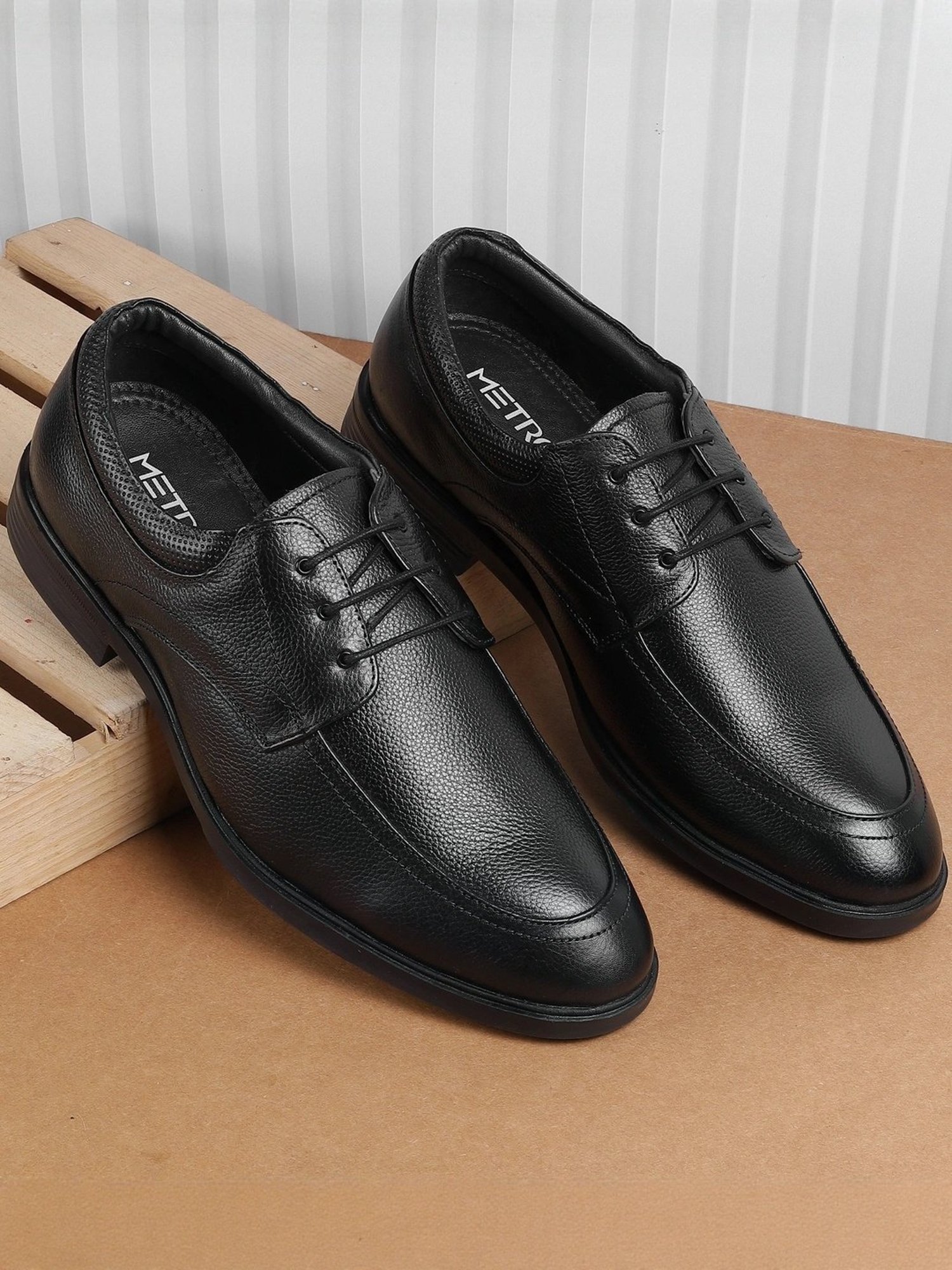 MP000000023802523_1348Wx2000H_