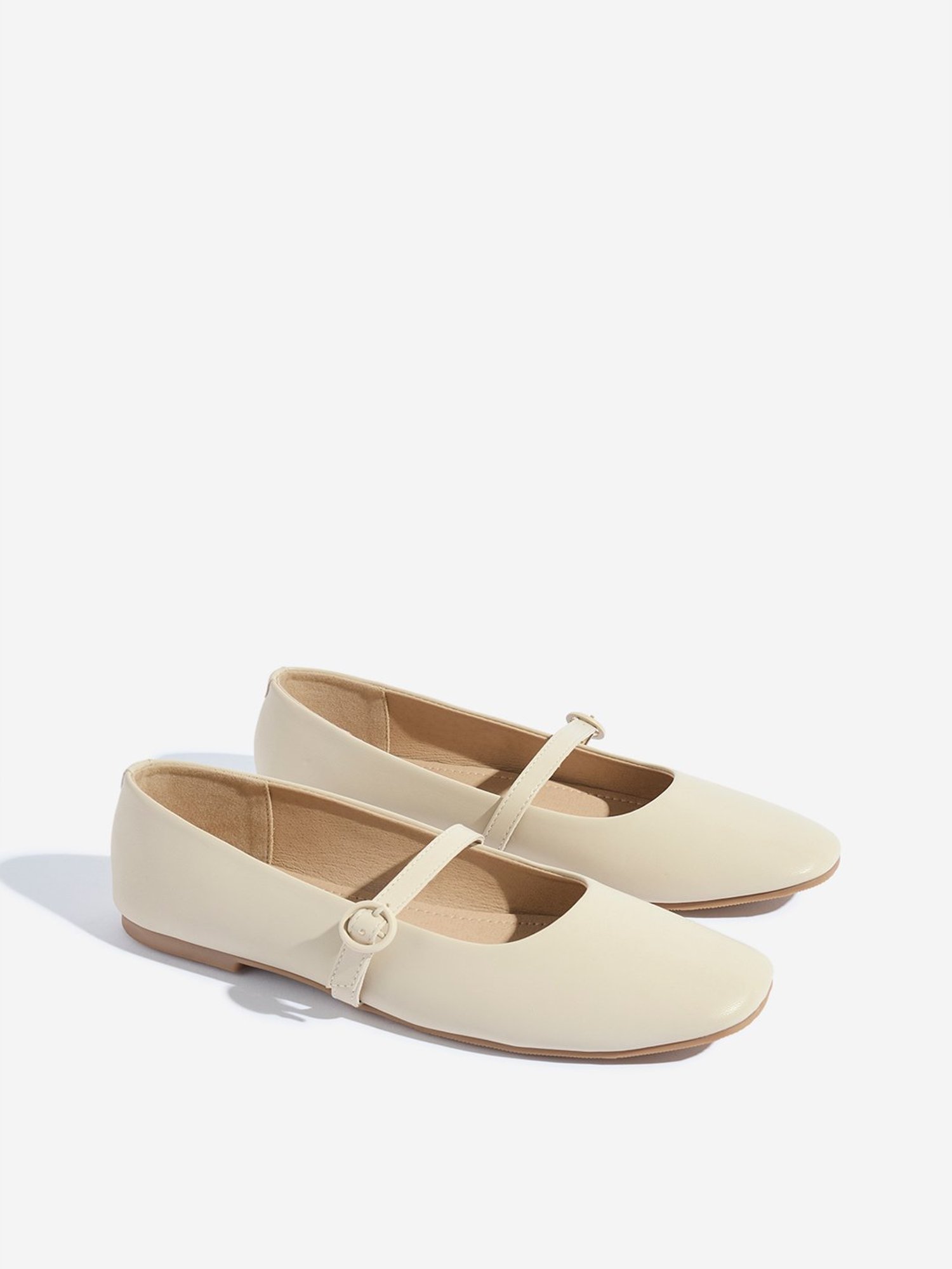 LUNA BLU by Westside Ivory Mary Jane Shoes