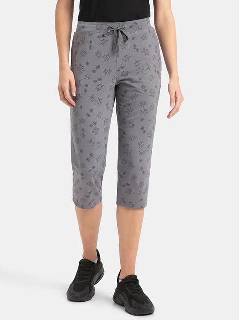 Jockey 1300 Women's Super Combed Cotton Elastane Stretch Slim Fit Printed Capri with Side Pockets