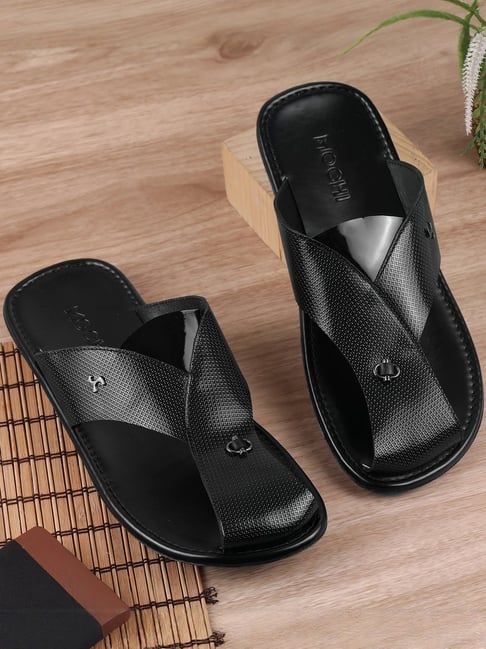 Mochi Men's Black Thong Sandals
