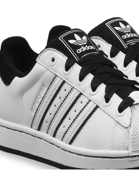 adidas gazelle silver green womens Adidas Trae Young 3 'Stormtrooper'
