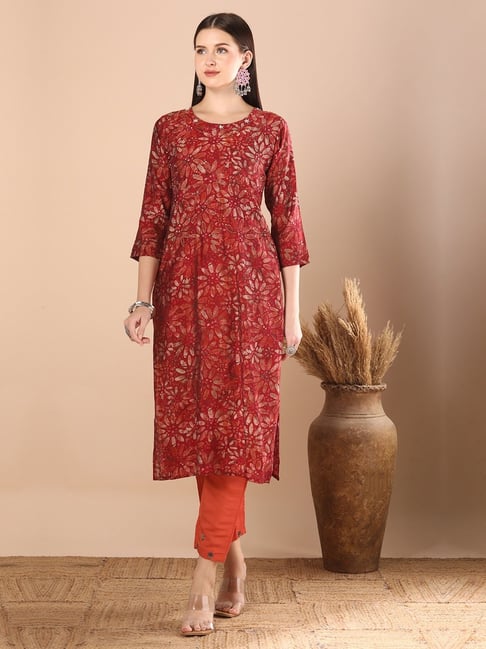 Fashor Maroon Muslin Printed Three-Quarter Sleeves Kurta-picture-24