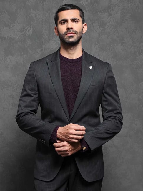 Rare Rabbit Black Tailored Fit Solid Formal Suit