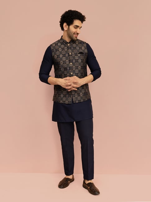 Price History of KISAH Mandarin Collar Kurta Set from Myntra