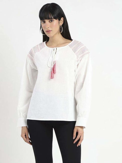 Madame White Regular Fit Top-picture-32