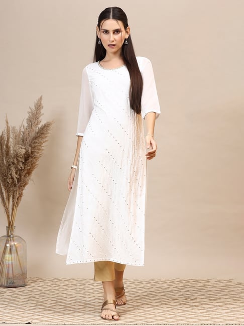 Aurelia White Embroidered Kurta-picture-37