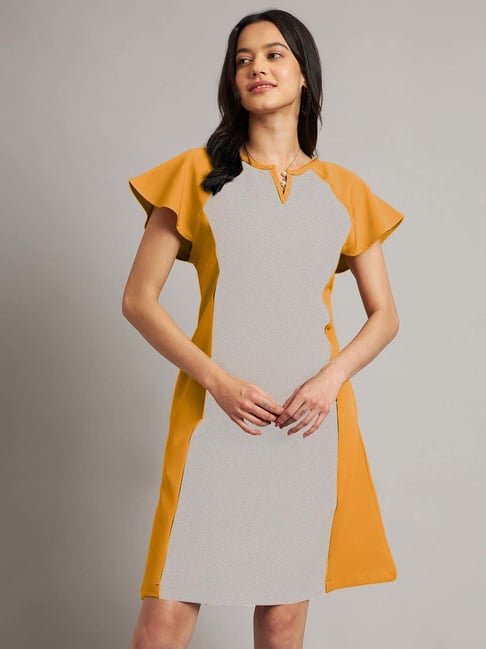 Brinns Mustard & Grey Regular Fit Color-Block Dress-image-33